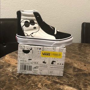 Brand new peanuts vans size 12